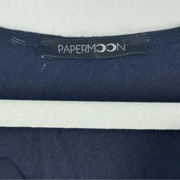 Stitchfix Papermoon Lightweight V-Neck blouse shirt Blue with gold dots size - Picture 4 of 5